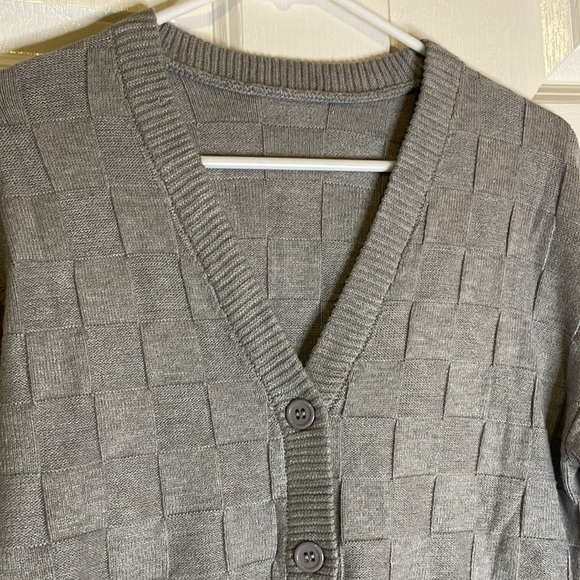 Unbranded V-Neck Button Down Cardigan, Women’s Size S, Grey - Picture 4 of 6